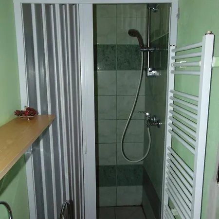 فندق مبيت وإفطار Ubytovani Mutejovice