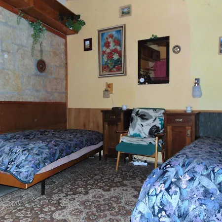 فندق مبيت وإفطار Ubytovani Mutejovice